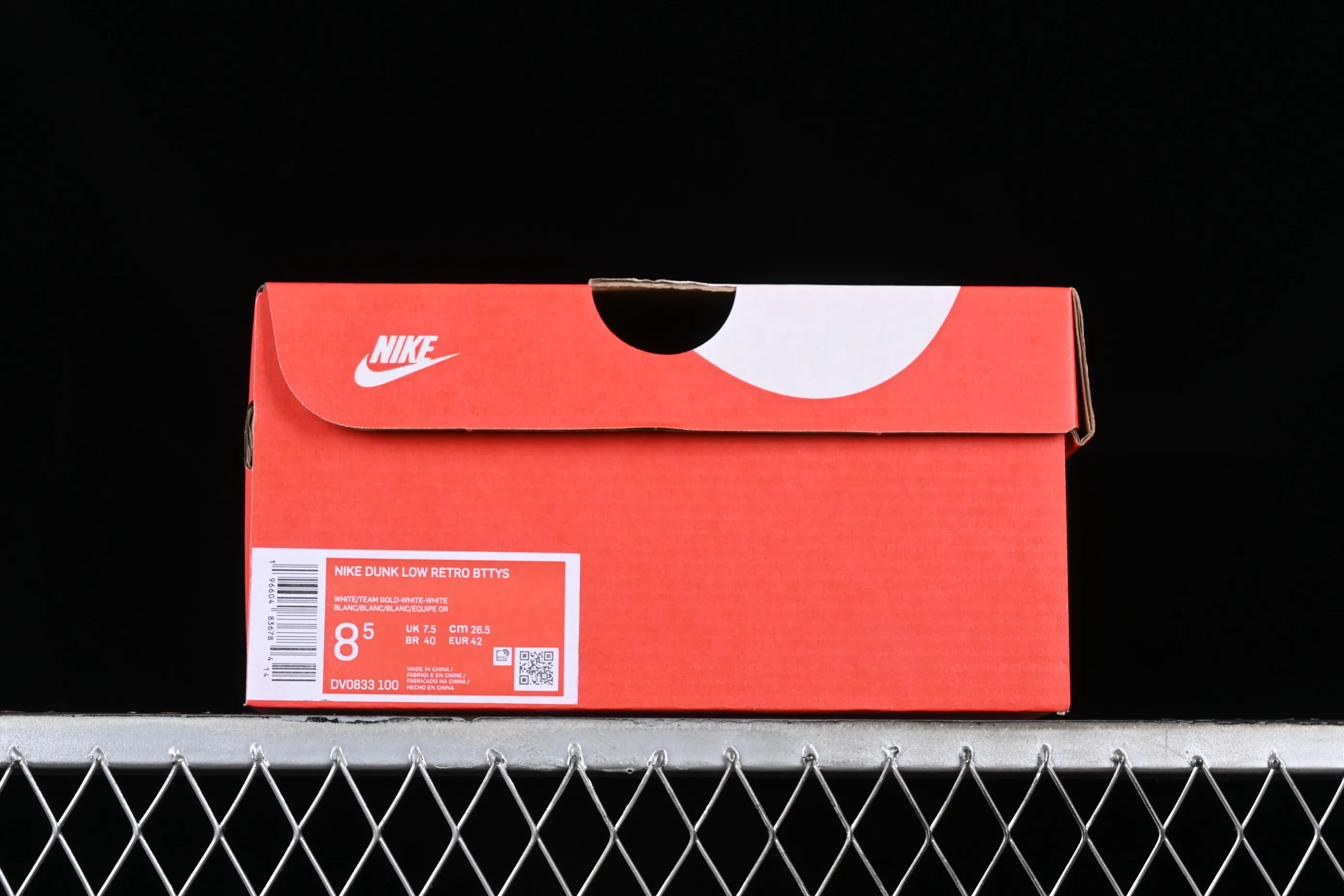 All Categories Nk SB Dunk Series Nk SB Dunk Low Low-top sneakers Nk Dunk Low "Team Gold" Official custom-cracked SB strap low-top casual sneakers DV0833-100